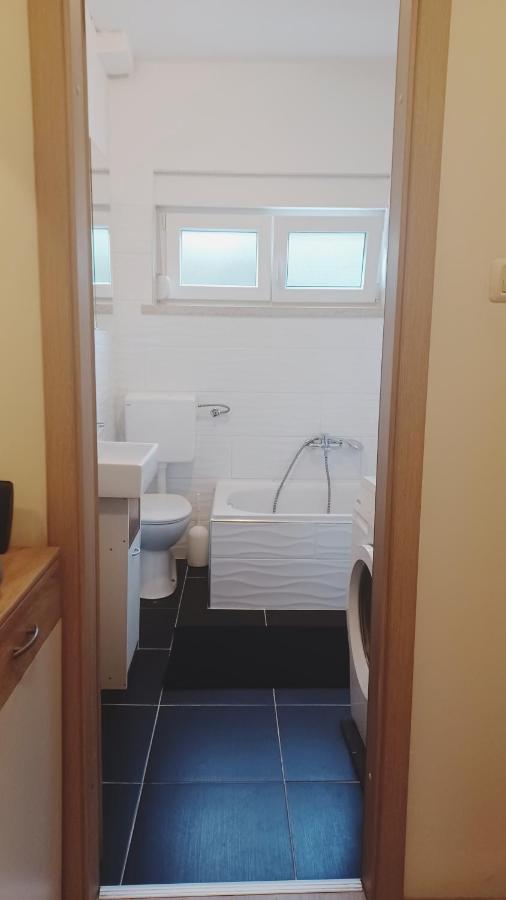 Apartman Dora Διαμέρισμα Πούλα Εξωτερικό φωτογραφία