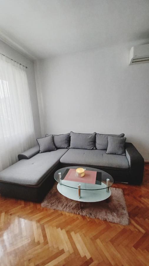 Apartman Dora Διαμέρισμα Πούλα Εξωτερικό φωτογραφία