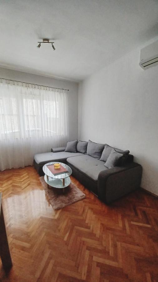 Apartman Dora Διαμέρισμα Πούλα Εξωτερικό φωτογραφία